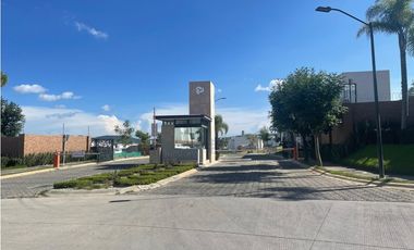 Lote En Venta En Parque Brucelas Lomas de Angelopolis II