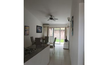 Casa En Alquiler En PH Villa Dorada Hato Montaña A Solo US$650