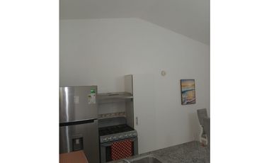 Casa En Alquiler En PH Villa Dorada Hato Montaña A Solo US$650