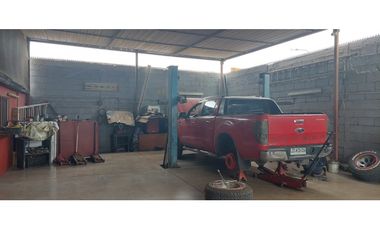 SE VENDE PROPIEDAD CON CASA HABITACION MAS TALLER