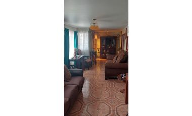 SE VENDE PROPIEDAD CON CASA HABITACION MAS TALLER