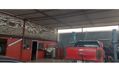 SE VENDE PROPIEDAD CON CASA HABITACION MAS TALLER