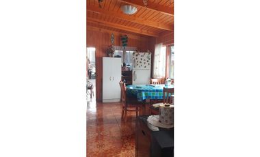 SE VENDE PROPIEDAD CON CASA HABITACION MAS TALLER