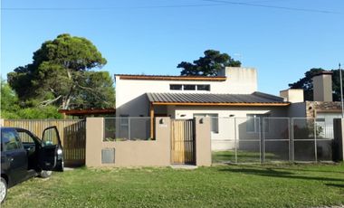 VENTA CHALET 3 AMBIENTES/PARQUE/MAR DEL PLATA