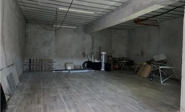 Casa en venta en Pinamar. Moderna y muy luminosa. 3 dorm + dependencia