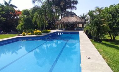 Casa en Fraccionamiento en Granjas Mérida Temixco - GSI-1419-Fr