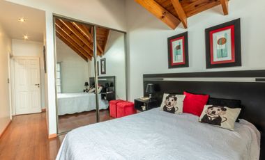 CASA VENTA MONTEGRANDE 4 AMB PARQUE Y PILETA