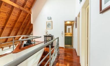 CASA VENTA MONTEGRANDE 4 AMB PARQUE Y PILETA