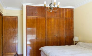 Venta Casa Exclusiva en La Horqueta - 1528 m2