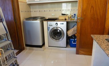 Venta Casa Exclusiva en La Horqueta - 1528 m2