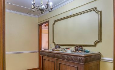 Venta Casa Exclusiva en La Horqueta - 1528 m2
