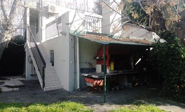 SE VENDE  CASAQUINTA   MAS DPTO EN LAGUNA DE LOBOS