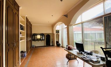 Casa en Venta, en Residencial Victoria