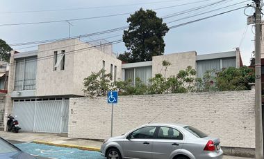 Casa en Venta en Las Aguilas