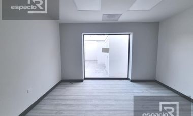 OFICINA EN VENTA EN EL CENTRO YA RENTADA