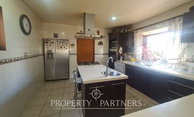 Algarrobo, Hermosa Casa de excelente construcción y gran conectividad!!!