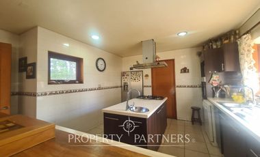 Algarrobo, Hermosa Casa de excelente construcción y gran conectividad!!!