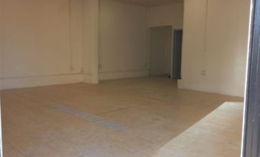 Local Comercial en Arriendo en Esquina borgoño con melgarejo