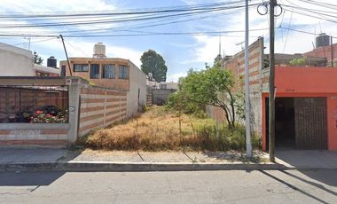 Venta de Terreno de 240 m2, plano en zona habitacional