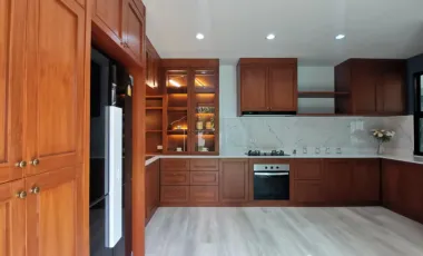 4 Bedrooms in Roychan Nest