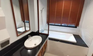 4 Bedrooms in Roychan Nest