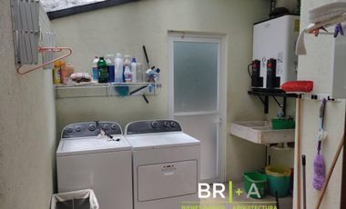 Casa en condominio boscoso de Avándaro.