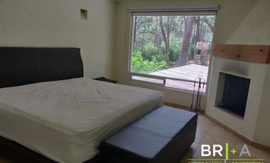 Casa en condominio boscoso de Avándaro.