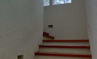 Casa en condominio boscoso de Avándaro.