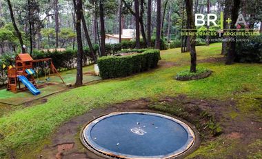 Casa en condominio boscoso de Avándaro.