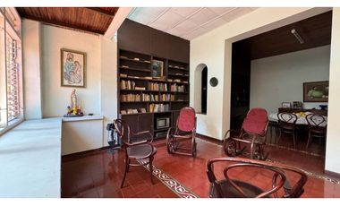 Casa con locales comerciales en venta Barrio El Centro Palmira Valle