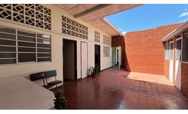 Casa con locales comerciales en venta Barrio El Centro Palmira Valle