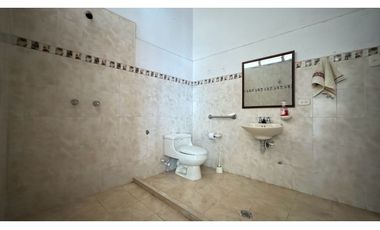 Casa con locales comerciales en venta Barrio El Centro Palmira Valle