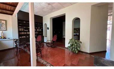 Casa con locales comerciales en venta Barrio El Centro Palmira Valle