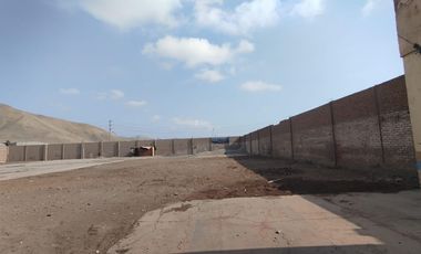 GRAN TERRENO CON 3 FRENTES EN ZONA INDUSTRIAL - VENTANILLA