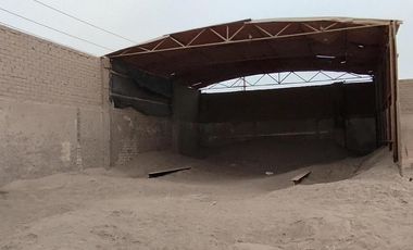 GRAN TERRENO CON 3 FRENTES EN ZONA INDUSTRIAL - VENTANILLA