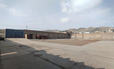 GRAN TERRENO CON 3 FRENTES EN ZONA INDUSTRIAL - VENTANILLA