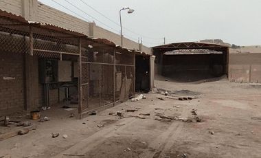 GRAN TERRENO CON 3 FRENTES EN ZONA INDUSTRIAL - VENTANILLA