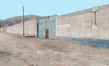 GRAN TERRENO CON 3 FRENTES EN ZONA INDUSTRIAL - VENTANILLA