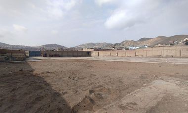 GRAN TERRENO CON 3 FRENTES EN ZONA INDUSTRIAL - VENTANILLA