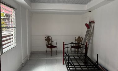 CASA EN VENTA EN EL AREA DE LOCERIA