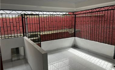 CASA EN VENTA EN EL AREA DE LOCERIA