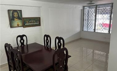 CASA EN VENTA EN EL AREA DE LOCERIA