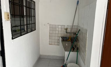 CASA EN VENTA EN EL AREA DE LOCERIA
