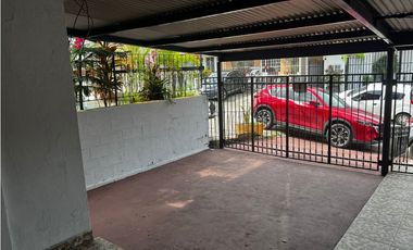 CASA EN VENTA EN EL AREA DE LOCERIA
