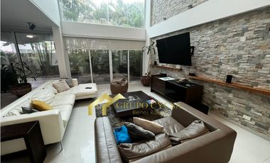 CASA EN VENTA EN COSTA SUR PH COSTA ESMERALDA