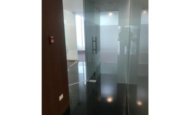 ALQUILO AMPLIA OFICINA DE 300 MTS 2, 2 UNIDADES $6.000!!!!