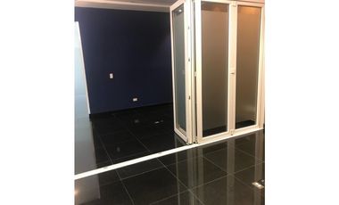 ALQUILO AMPLIA OFICINA DE 300 MTS 2, 2 UNIDADES $6.000!!!!