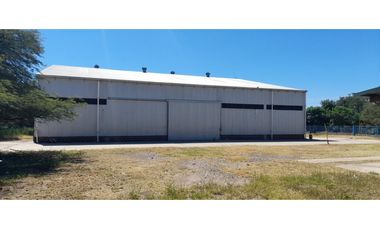 Importante y Único Predio-Galpón 900 m2 a min de Circunvalación