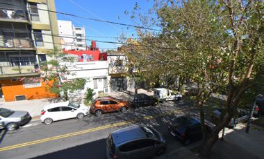 VENTA CASA VILLA LUGANO C/COCH IMPECABLE PERMUTA