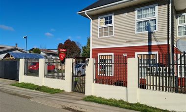 Casa en Venta en Cabaña semiamoblada